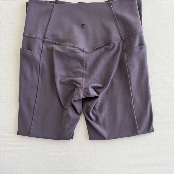 Athleta salutation stash 7/8 tight - Picture 3 of 4